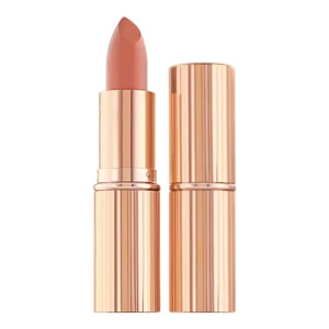 K.I.S.S.I.N.G Lipstick • 3.5g